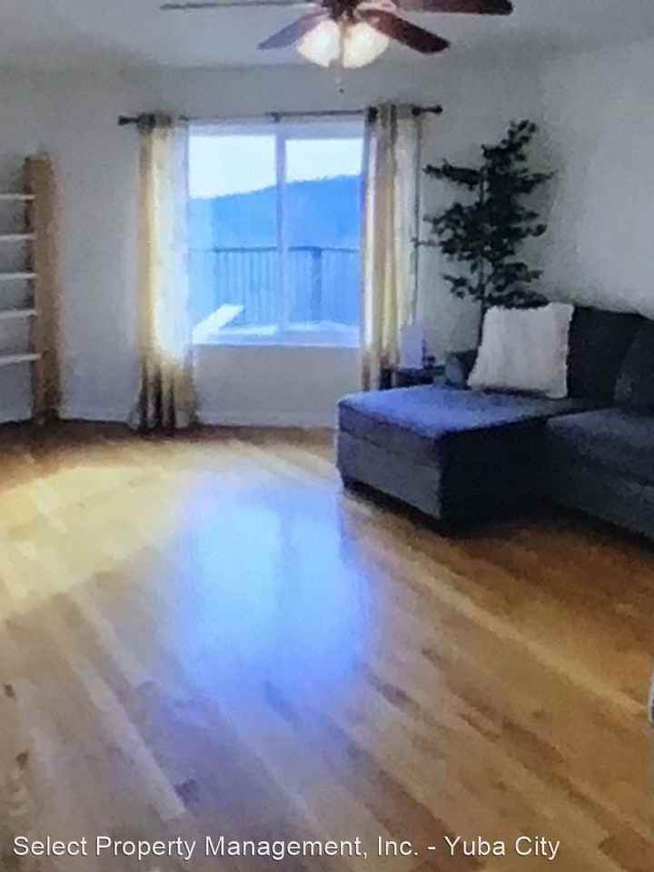 8132 Wildflower Way - Photo 2 of 6