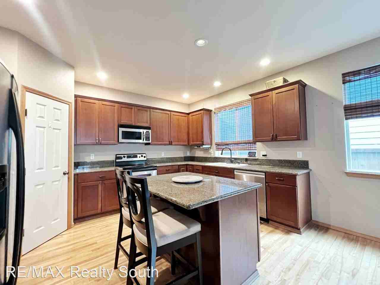 28603 225th Ave Se - Photo 3 of 28