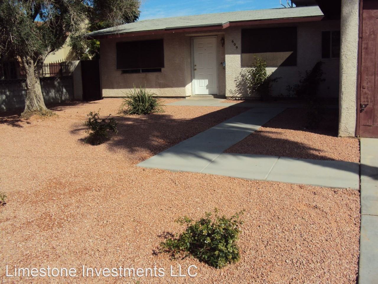 609 Carpenter Dr - Photo 3 of 15