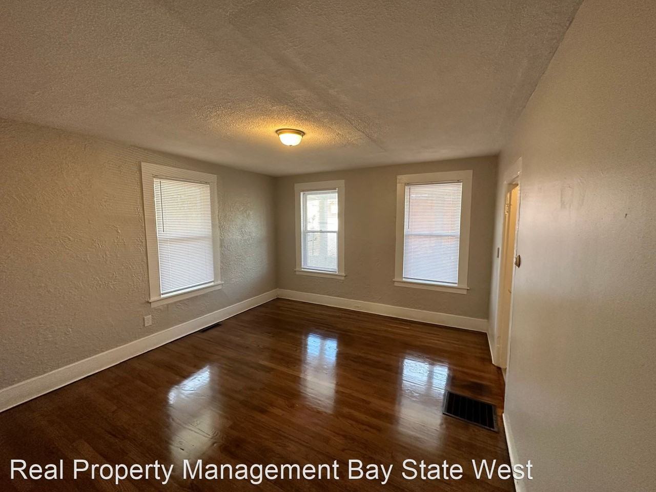 3 Beacon St - Photo 3 of 20