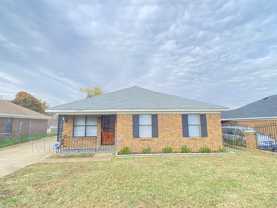 1309 Kentucky St - Photo 1 of 1