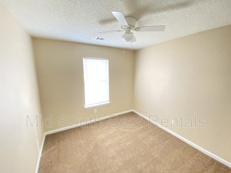 1309 Kentucky St - Photo 5 of 10