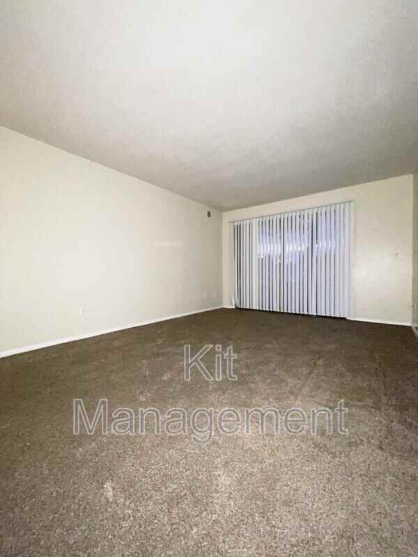 6201 Garden Rd - Photo 2 of 6