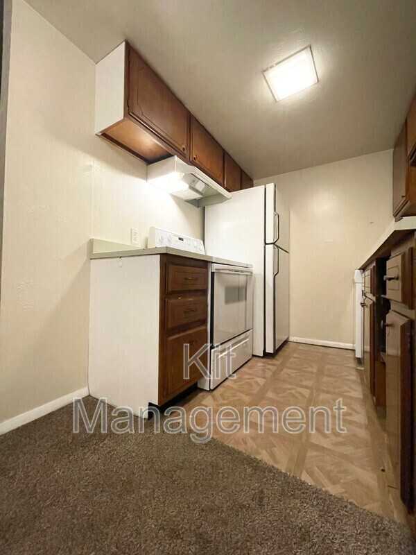 6201 Garden Rd - Photo 5 of 6