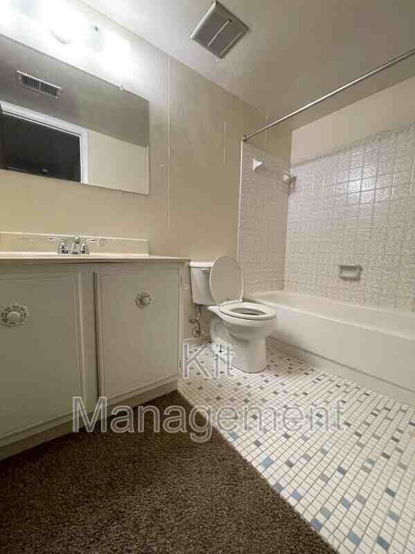 6201 Garden Rd - Photo 6 of 6
