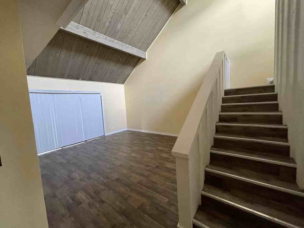 257 Crown Oaks Way - Photo 2 of 12