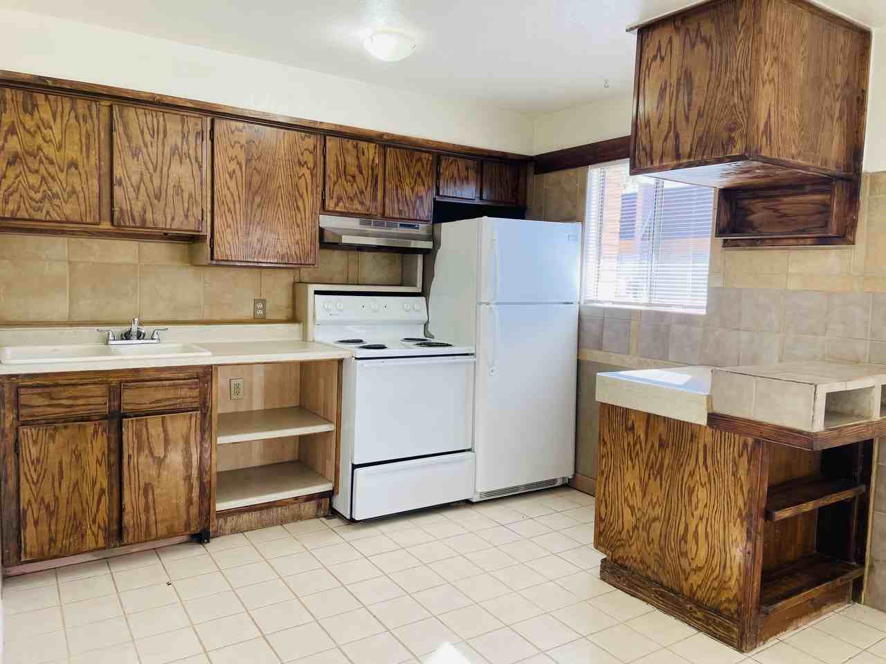 3836-3842 N Park Ave - Photo 2 of 21