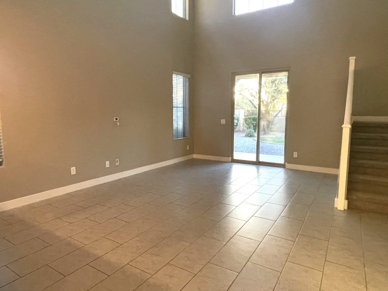 3104 N 32nd Way - Photo 2 of 29