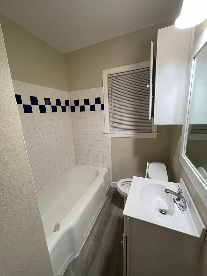 930 N Glendale St - Photo 3 of 6