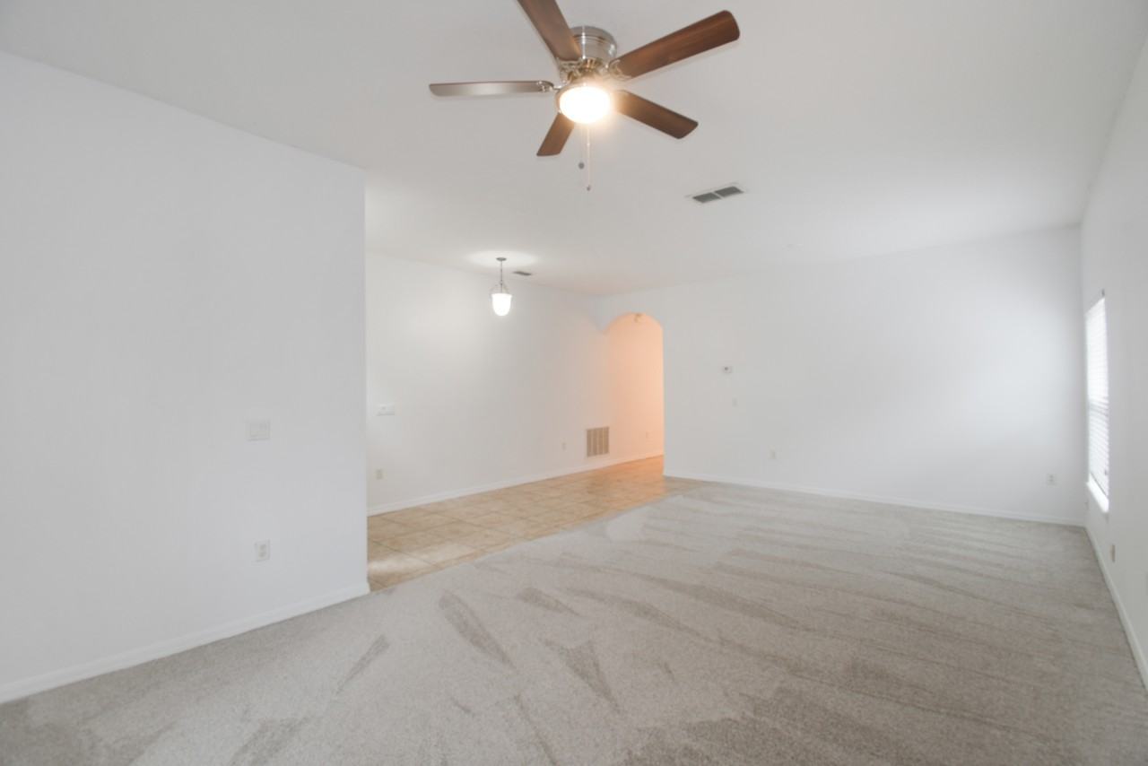 4306 Hidden Meadow Dr - Photo 3 of 15