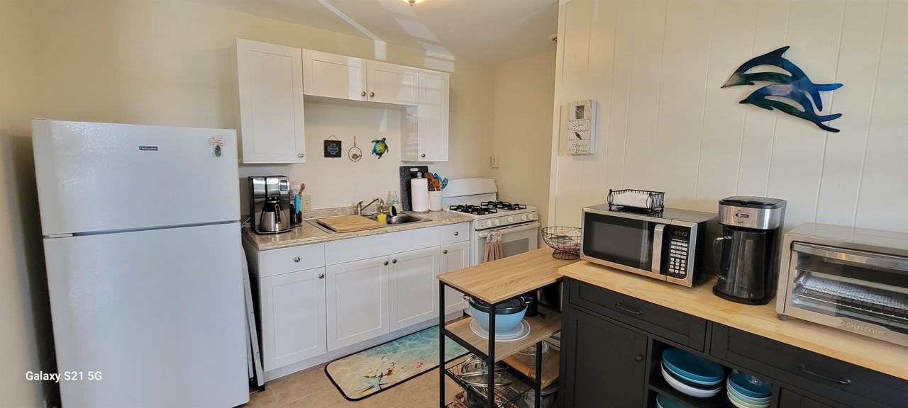 485 485 Waianuenue Avenue - 215Apt. 215 #215 - Photo 3 of 30