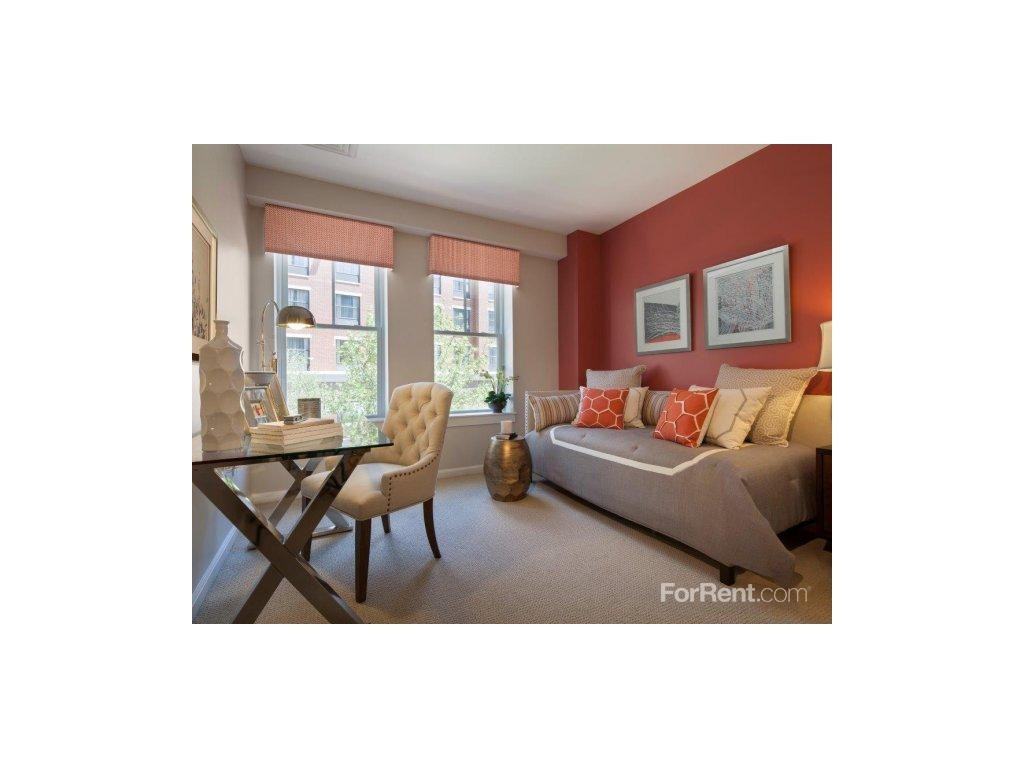 Residences at Portwalk Place - Photo 3 of 20