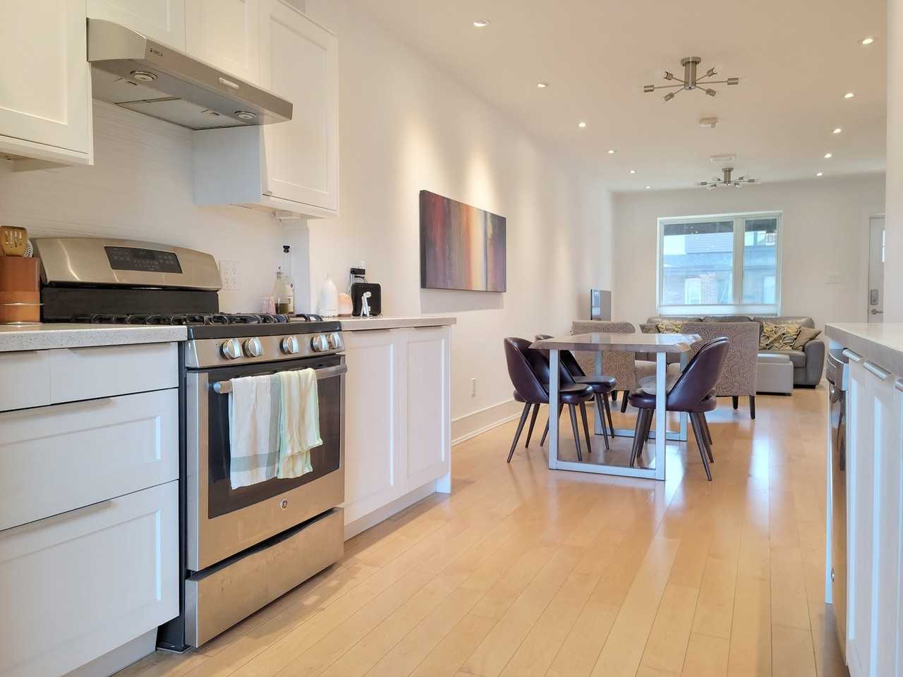 217 Earlscourt Avenue #Main - Photo 2 of 13