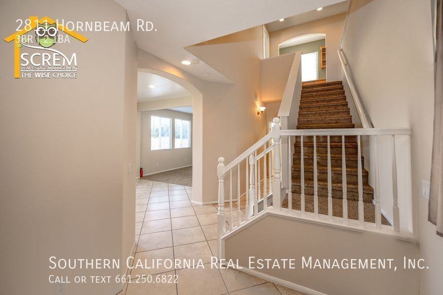 2811 Hornbeam Rd - Photo 3 of 29