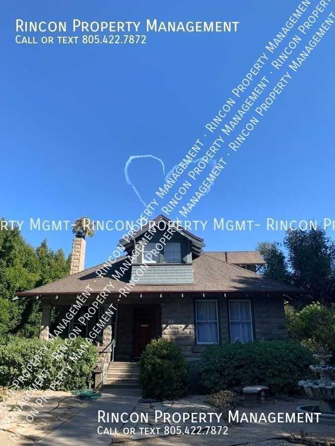 722 E Main St #A - Photo 4 of 39