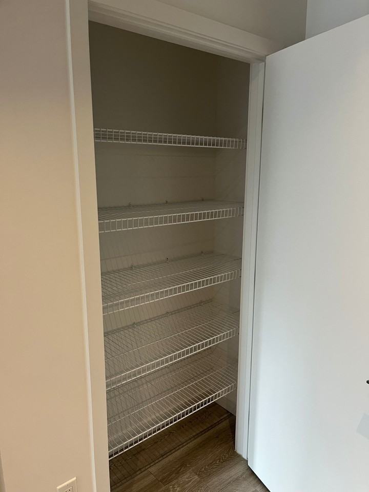 289 Northwest 23rd Street #S2 - Photo 6 of 16