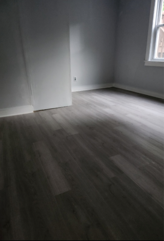153 Cliff St - Photo 3 of 3