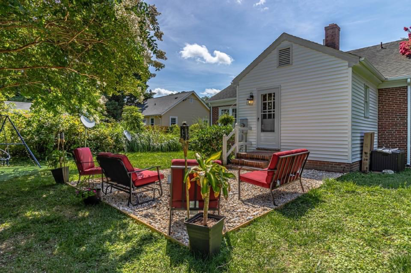 23 Cedar Ln - Photo 2 of 13