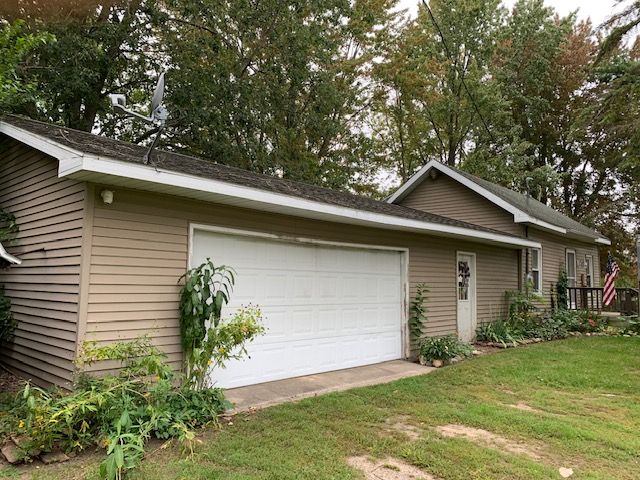 302 S West St - Photo 2 of 19