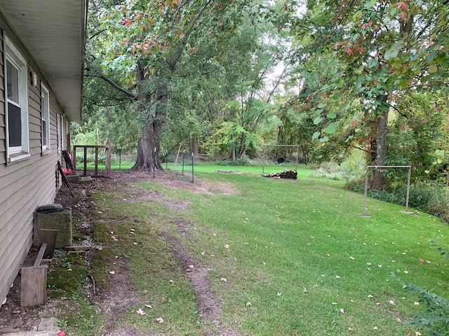 302 S West St - Photo 3 of 19