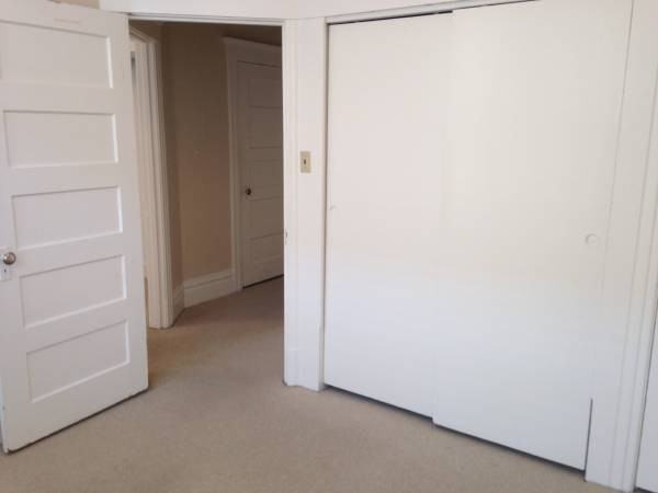 1346 Pine Street - Photo 2 of 8