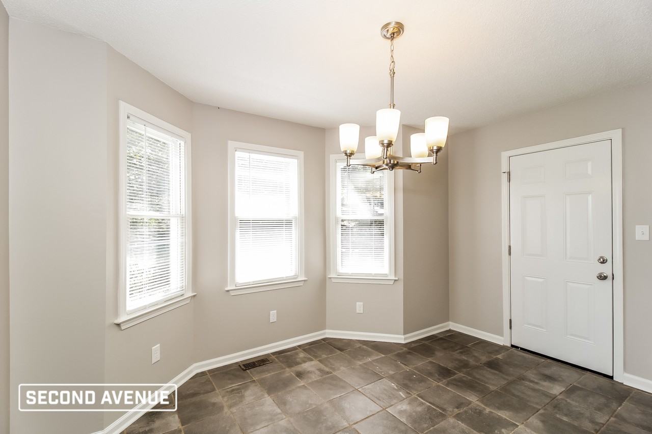 312 Wesley Mill Pl - Photo 4 of 17