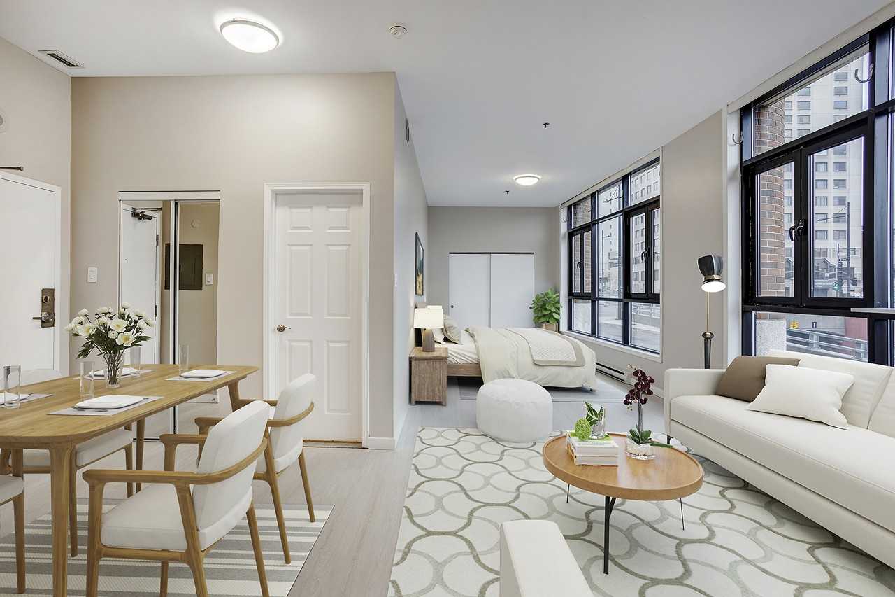 Tour Sherbrooke - Photo 3 of 39