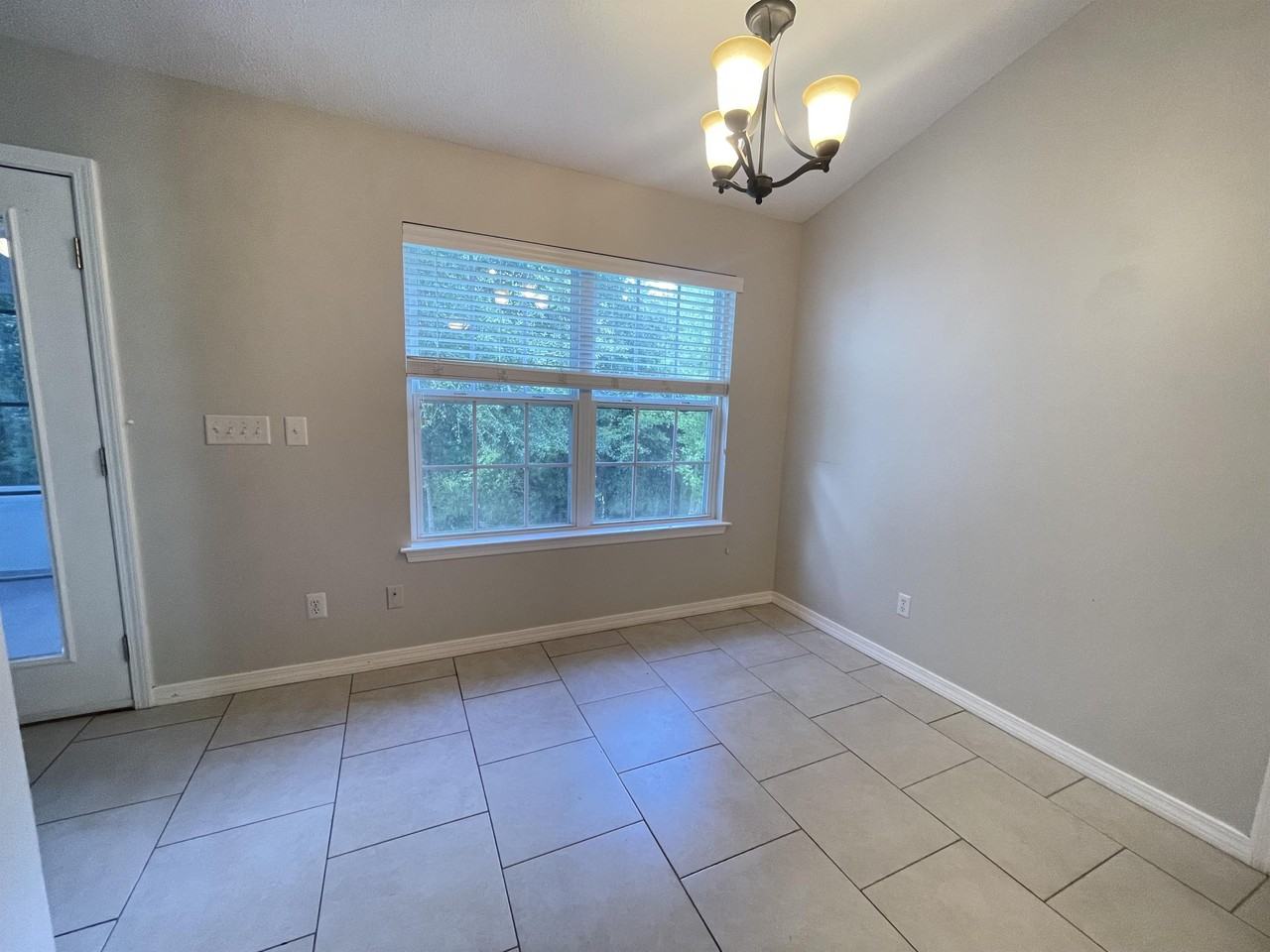 728 Riva Ridge Dr #1 - Photo 4 of 36