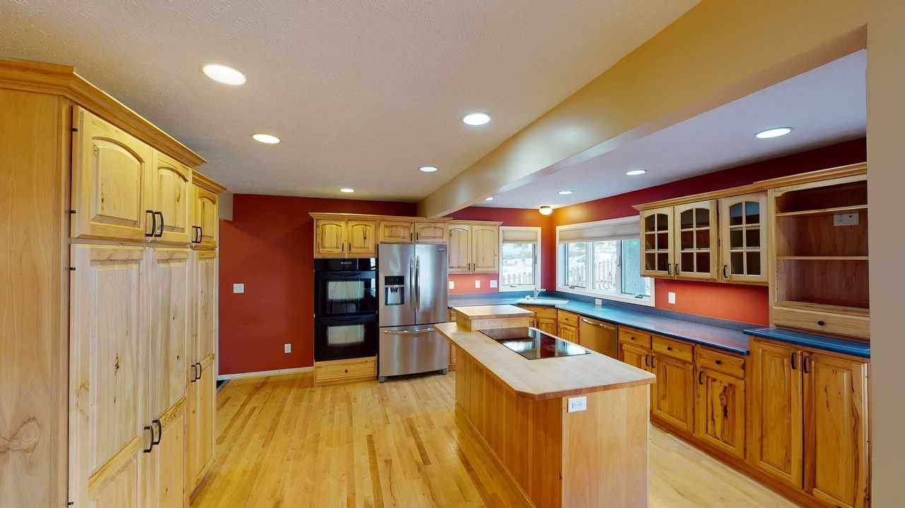 1301 Center St #1 - Photo 6 of 18