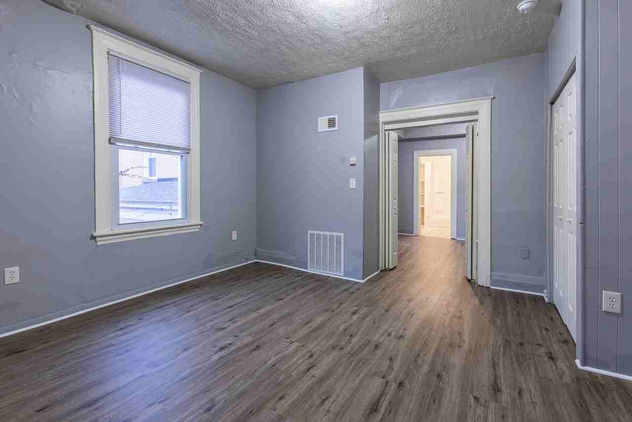 608 Taylor Ave - Photo 7 of 8