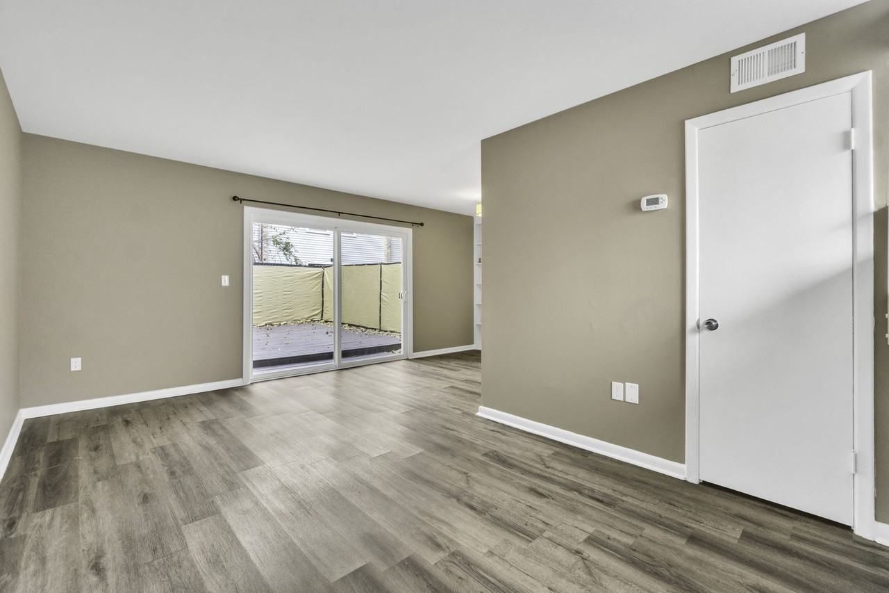 3706 East North Street - D6Unit D6 #D6 - Photo 3 of 24