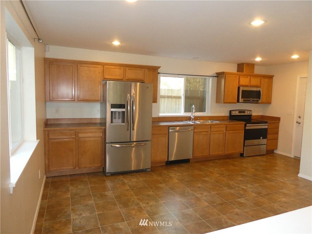 41406 May Creek Dr #1 - Photo 2 of 12