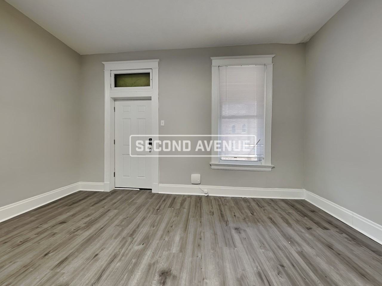 1848 Carll St - Photo 2 of 20