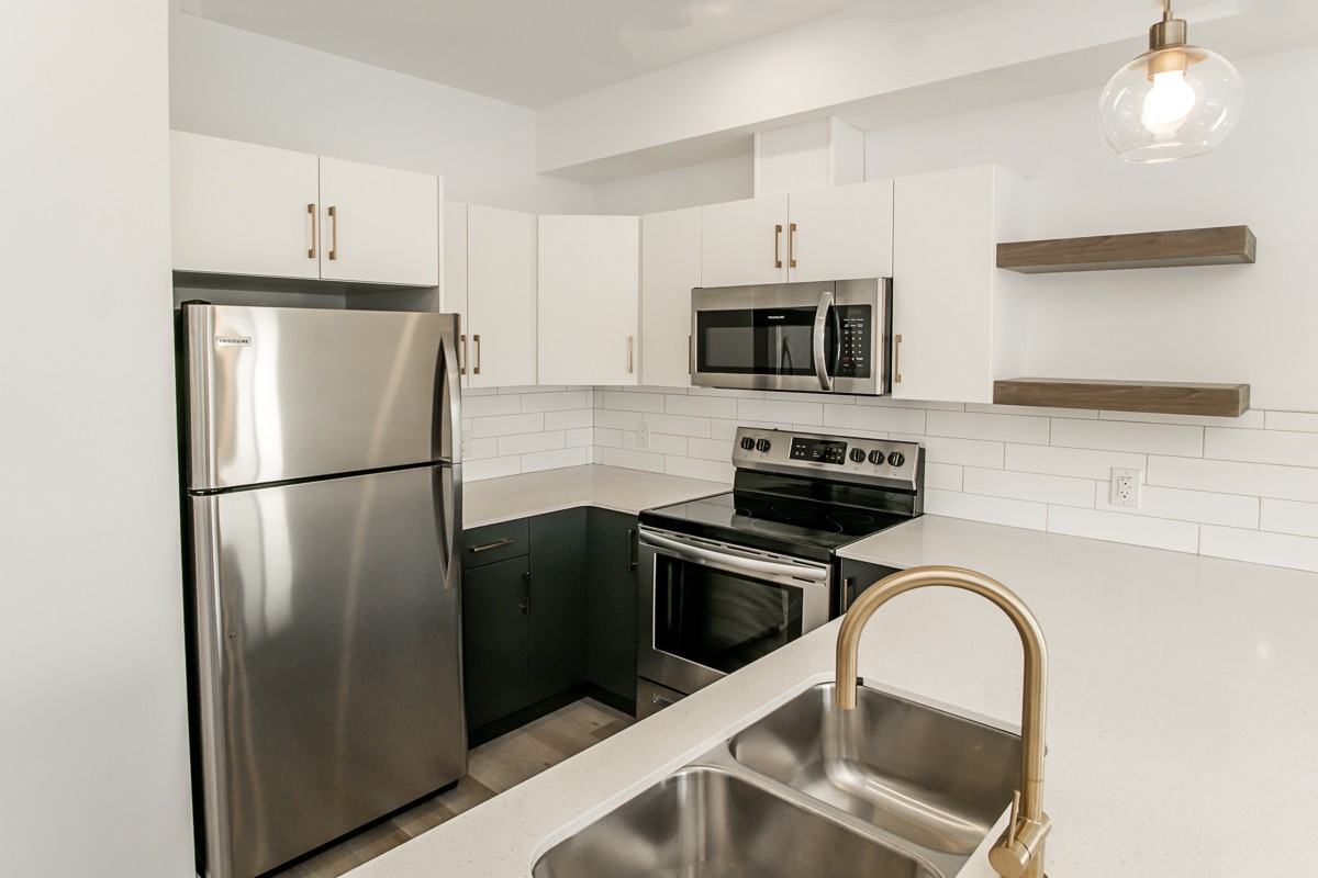 710 Westminster - Photo 3 of 13