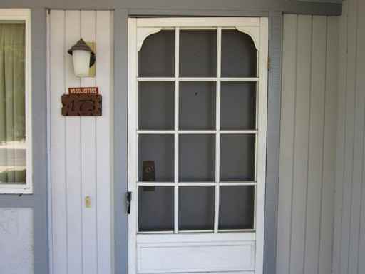 473 Spruce Cir - Photo 2 of 17