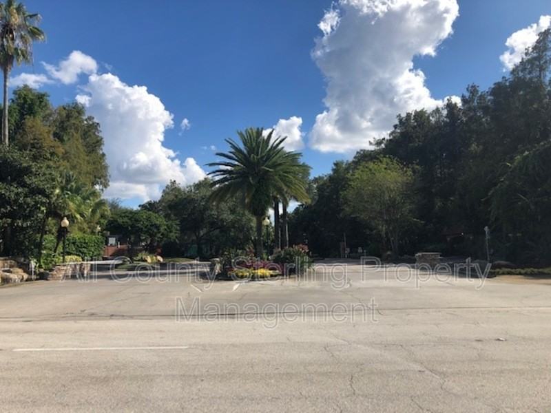 5168 Conroy Road #21 - Photo 4 of 19