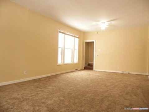 1805 Allison Ave - Photo 3 of 12