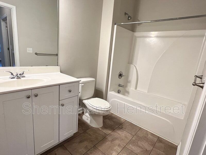 730 Tarvin Cir #730 - Photo 6 of 9