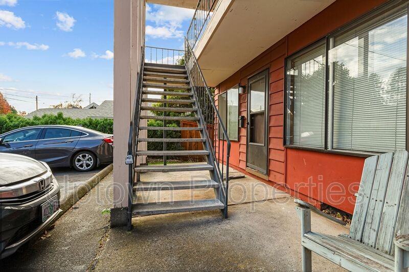 4127 Se 28th Ave #4127 - Photo 4 of 21