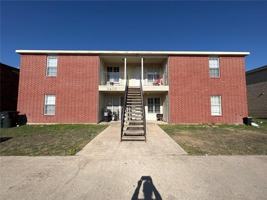 featured image of 3407 Toledo Dr #D