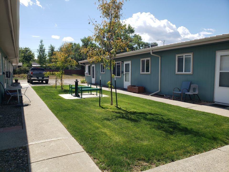 2024 Alderson Ave #8