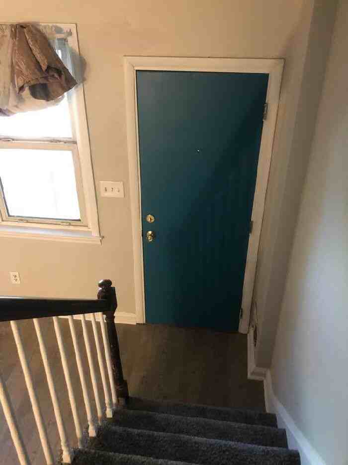 2416 Christian St - Photo 3 of 7