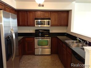 3088 Schoolhouse - Photo 2 of 16