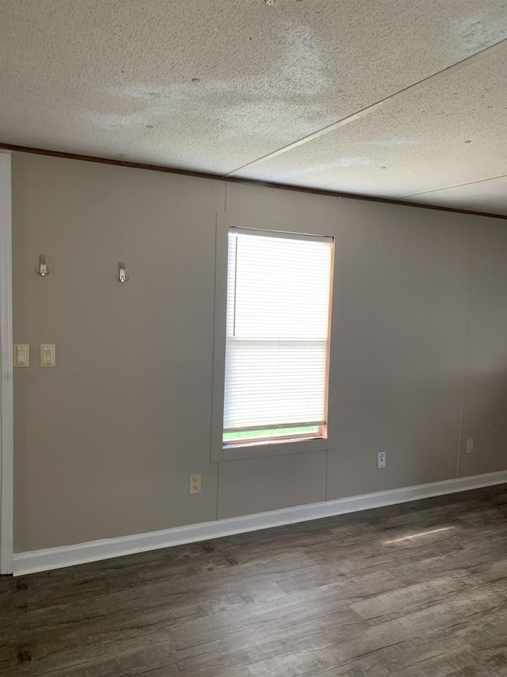 509 Kayla St #1 - Photo 3 of 13