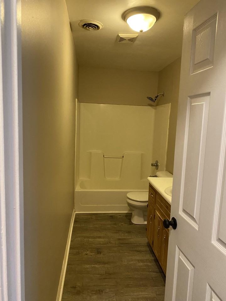 1001 Caroline street Oak Grove ky #1 - Photo 7 of 15