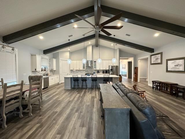 104 2nd Ave Sw #1 - Photo 3 of 26