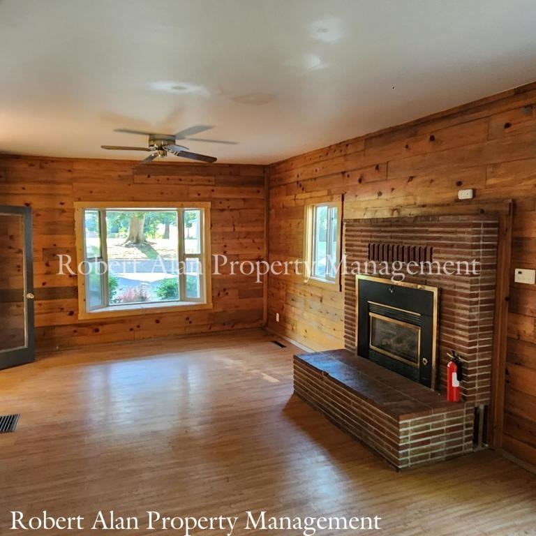 207 Nw 5th St - Photo 5 of 6