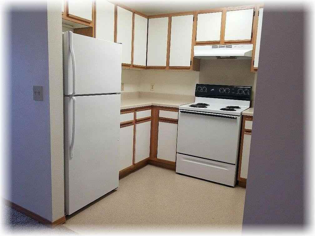 810 E 8th St Apt 103 - Photo 3 of 7