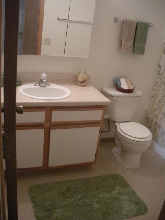 810 E 8th St Apt 103 - Photo 4 of 7