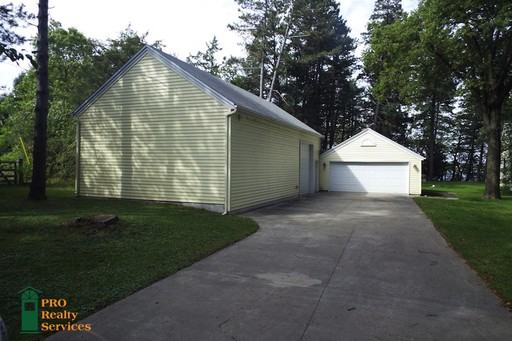 7786 Carnelian Rd - Photo 2 of 8